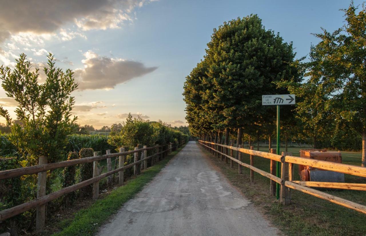 Fuori Le Mura Пестум Экстерьер фото